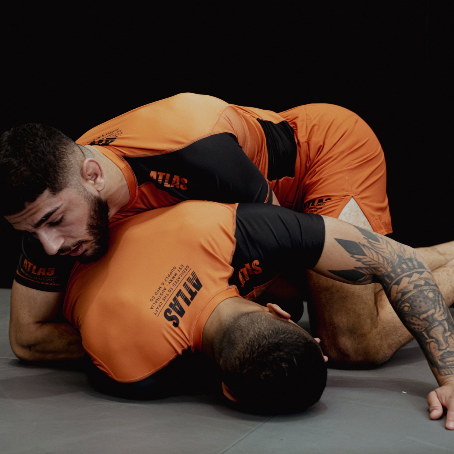 Splitter Rashguard - Burnt Orange – theatlasbrand